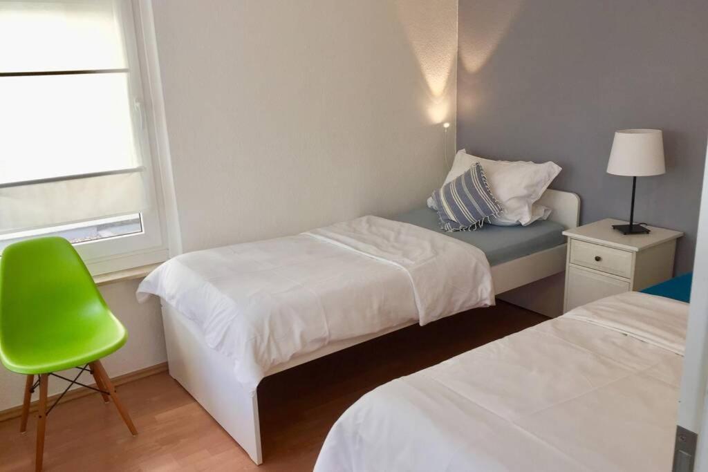 Apartment 120 Qm -3 Schlafzimmer-2 Baeder- Fuer 7 Gaeste Düsseldorf Exterior foto